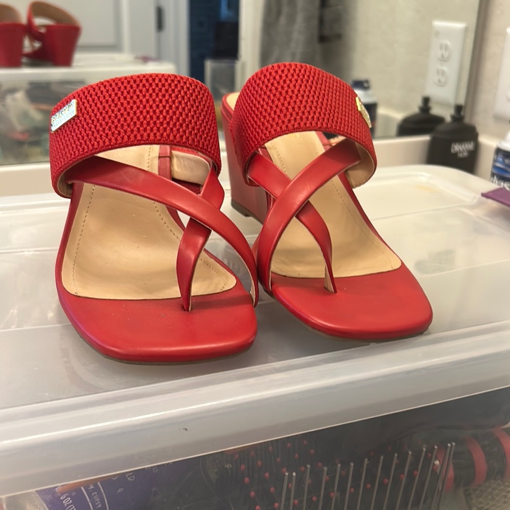 Red Kenneth Cole heels